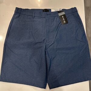 Men’s Alfani NWT Stretch Flat Front Navy Blue Hybrid Shorts, size 34.